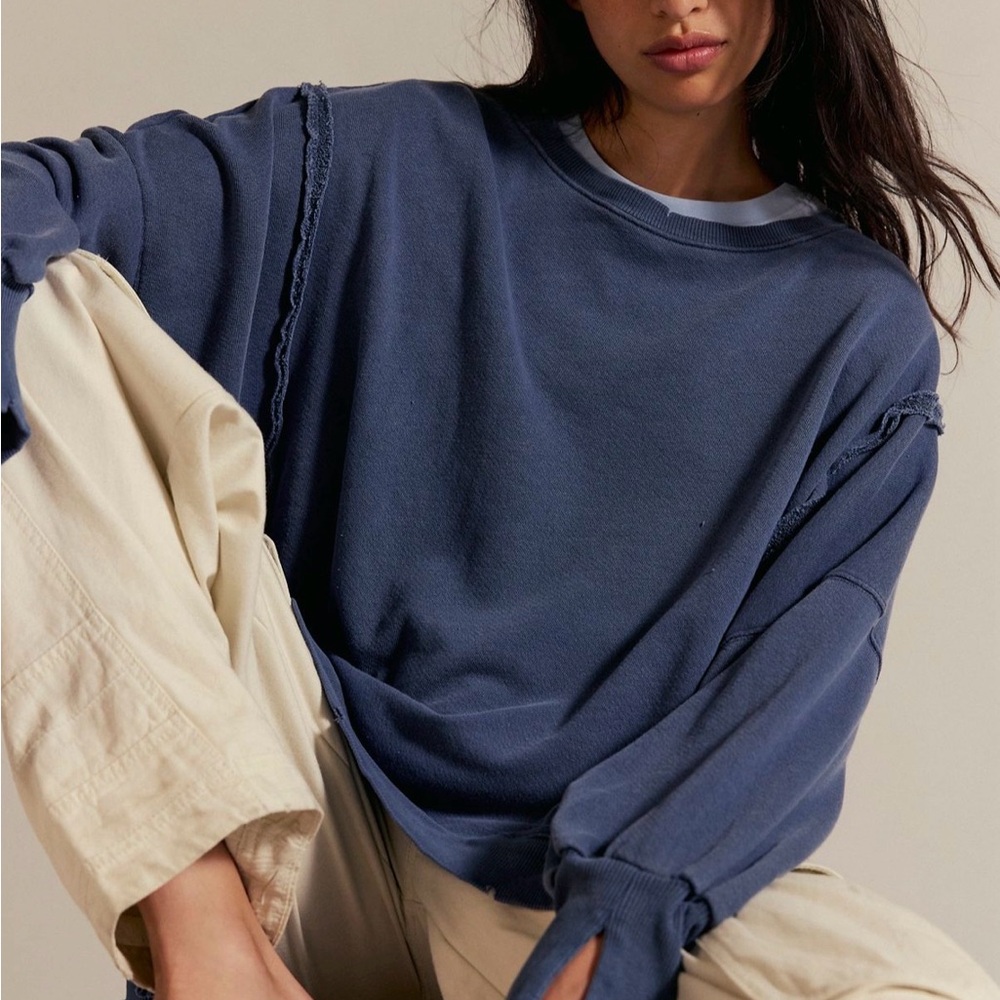 Relaxed Navy Crewneck Sweatshirt with Raw-Edge Detail